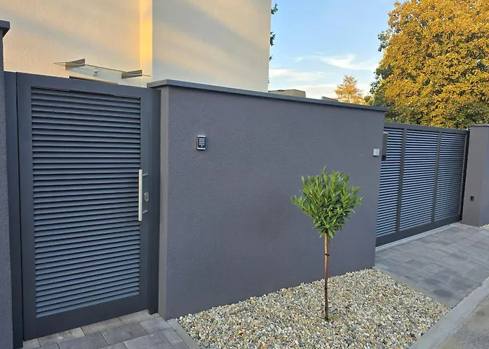 Apartman Fisbah II 2 Self Check-In, Free Private Parking