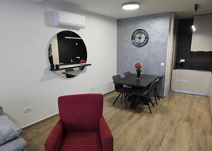 Apartman Fisbah II 2 Self Check-In, Free Private Parking