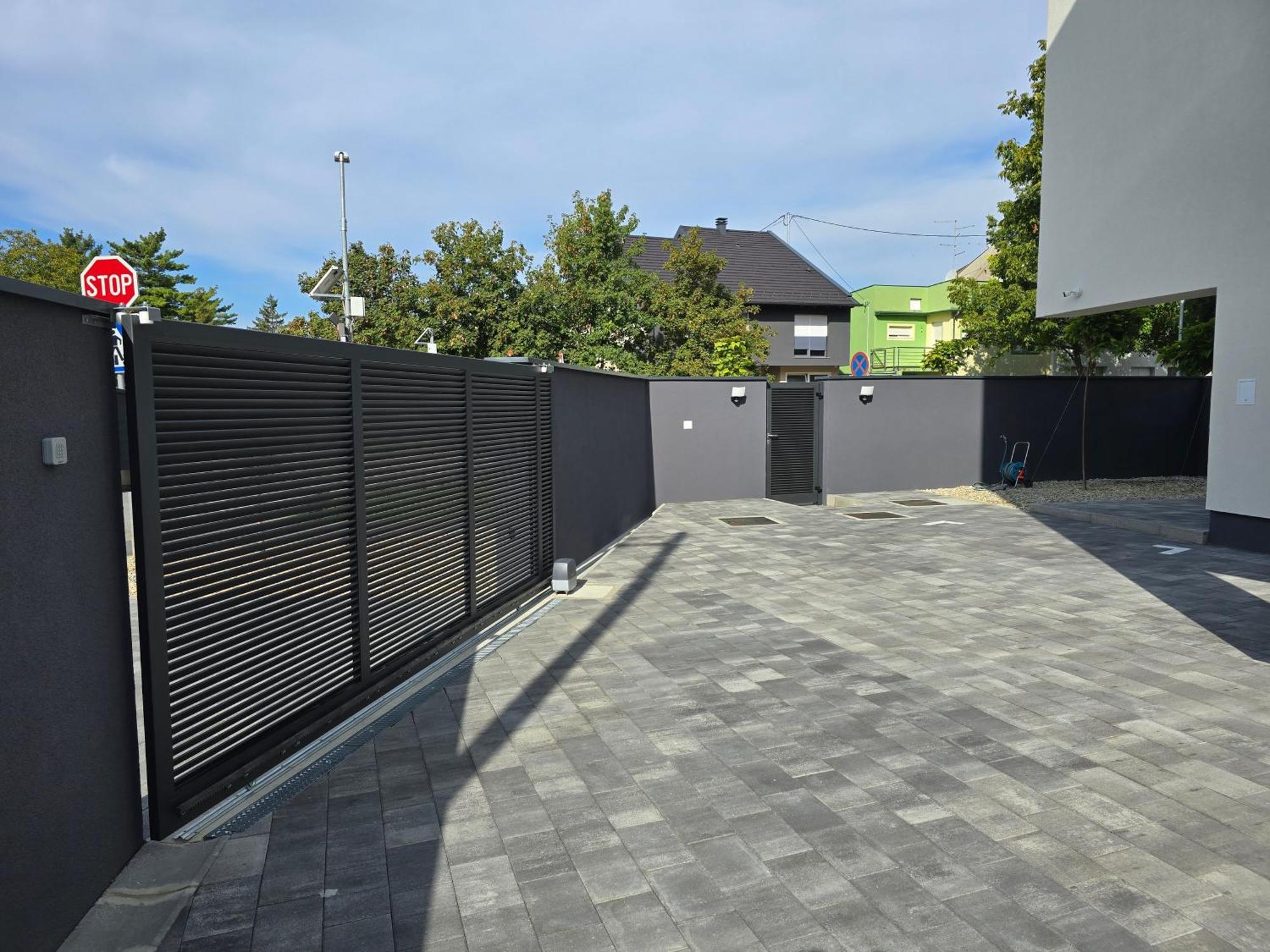 Fisbah Ii 2 Self Check-in, Free Private Parking Osijek