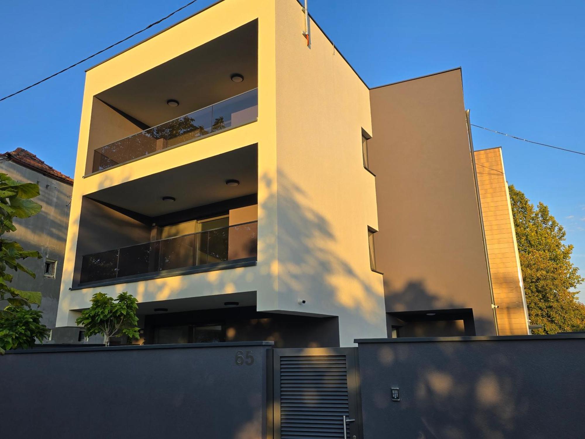 Apartman Fisbah Ii 2 Self Check-in, Free Private Parking *